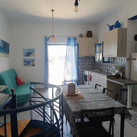 Holiday home Right Across The Sea