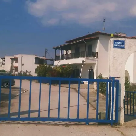 Right Across The Sea