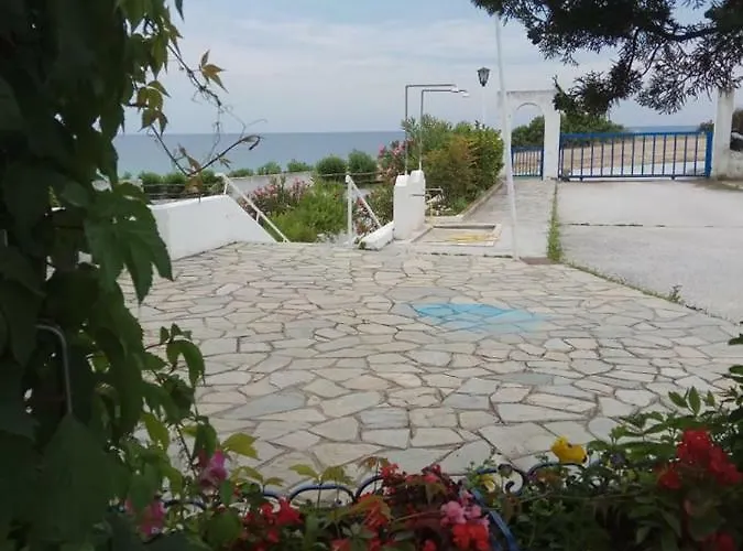 Right Across The Sea 度假居